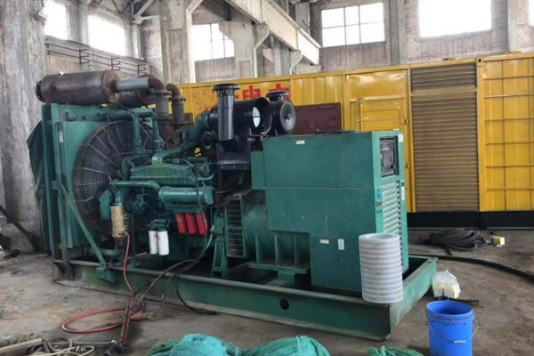 和平镇发电机组的空气滤清器应该如何保养？