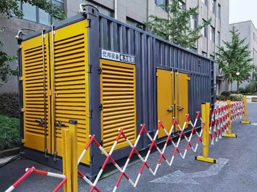 和平镇如何使用转速表检查发动机的转速？