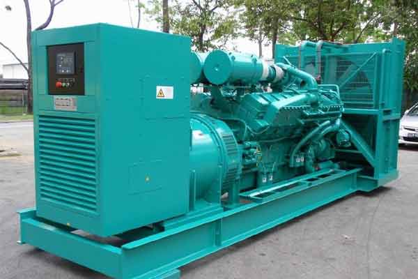 和平镇柴油发电机组电压不稳定怎样维修？