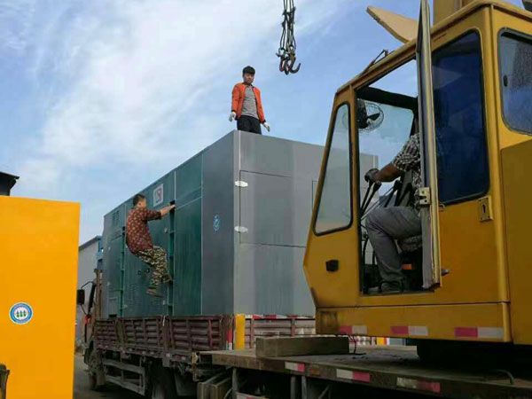 和平镇更换水冷式机油散热器密封件的操作流程是怎样的？